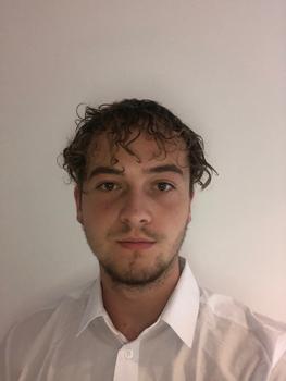 Bijles basisonderwijs, programmeren of fysica met Arnaud