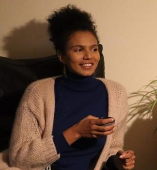 Bijles Duits, Engels of Nederlands met Naïma-Joanna