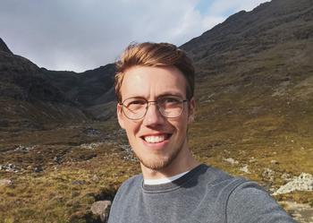 Bijles bouwkunde, aardrijkskunde of AutoCAD met Jonas