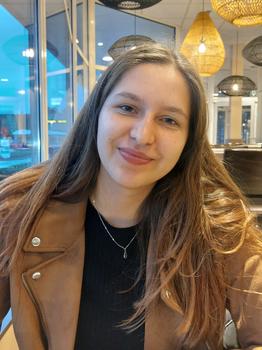 Bijles informatica, chemie of Excel met Dorien